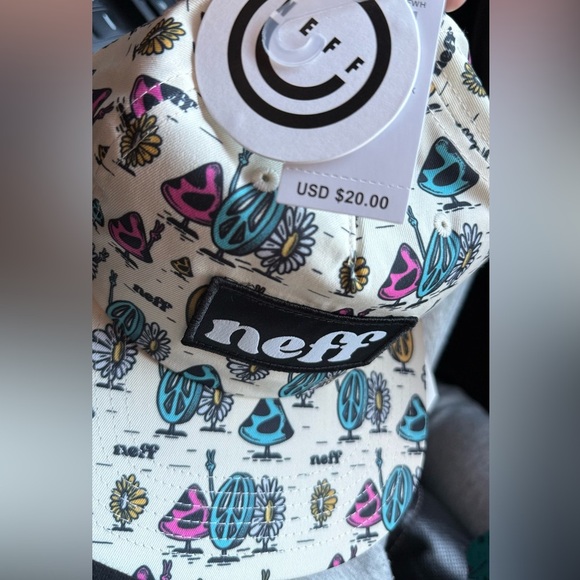 Neff Peace Sign & Mushrooms Hat Adj Snapback - Both included - Picture 4 of 6